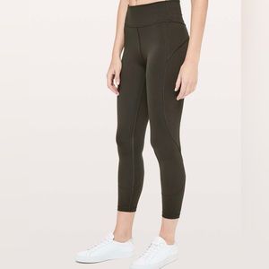 Lululemon In Movement 7/8 Tight *Everlux 25"
Dark Olive